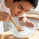 Mezclar bicarbonato con agua oxigenada: por qué se recomienda y para qué sirve